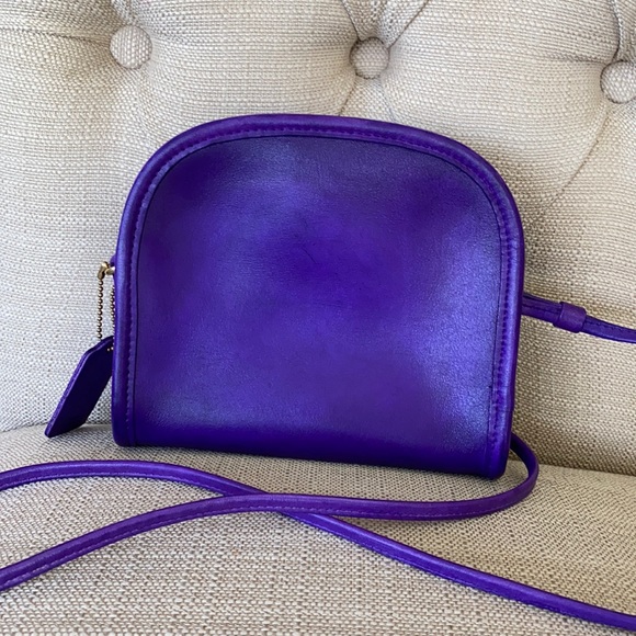 💜 Vintage Coach Bag 💜 - Picture 5 of 11